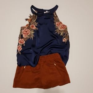 💥SOLD - NWOT suede shorts